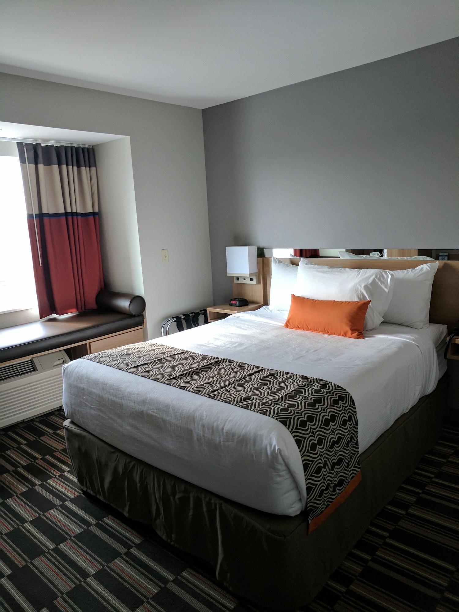 Microtel Inn & Suites By Wyndham Clarion Exterior photo