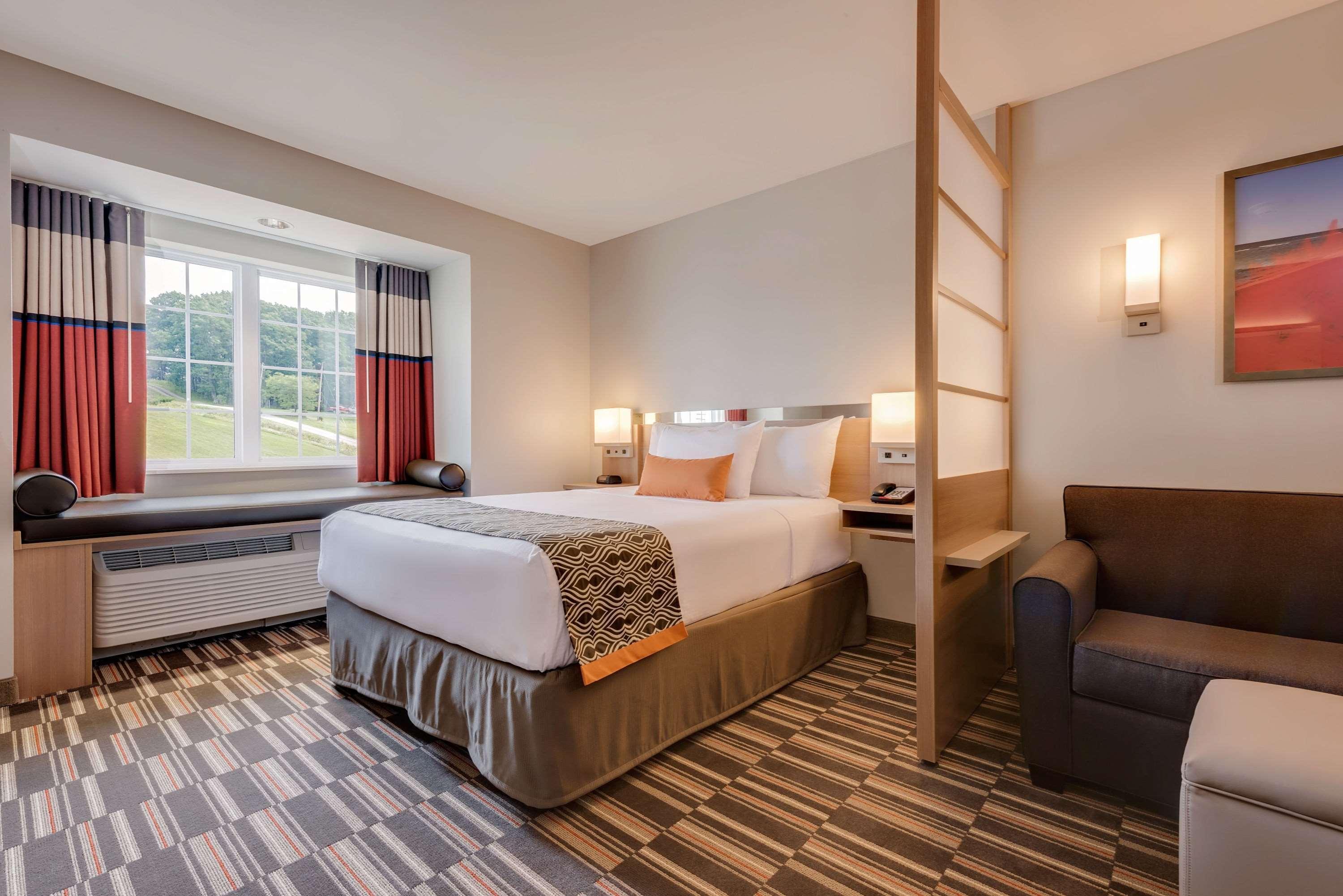 Microtel Inn & Suites By Wyndham Clarion Exterior photo