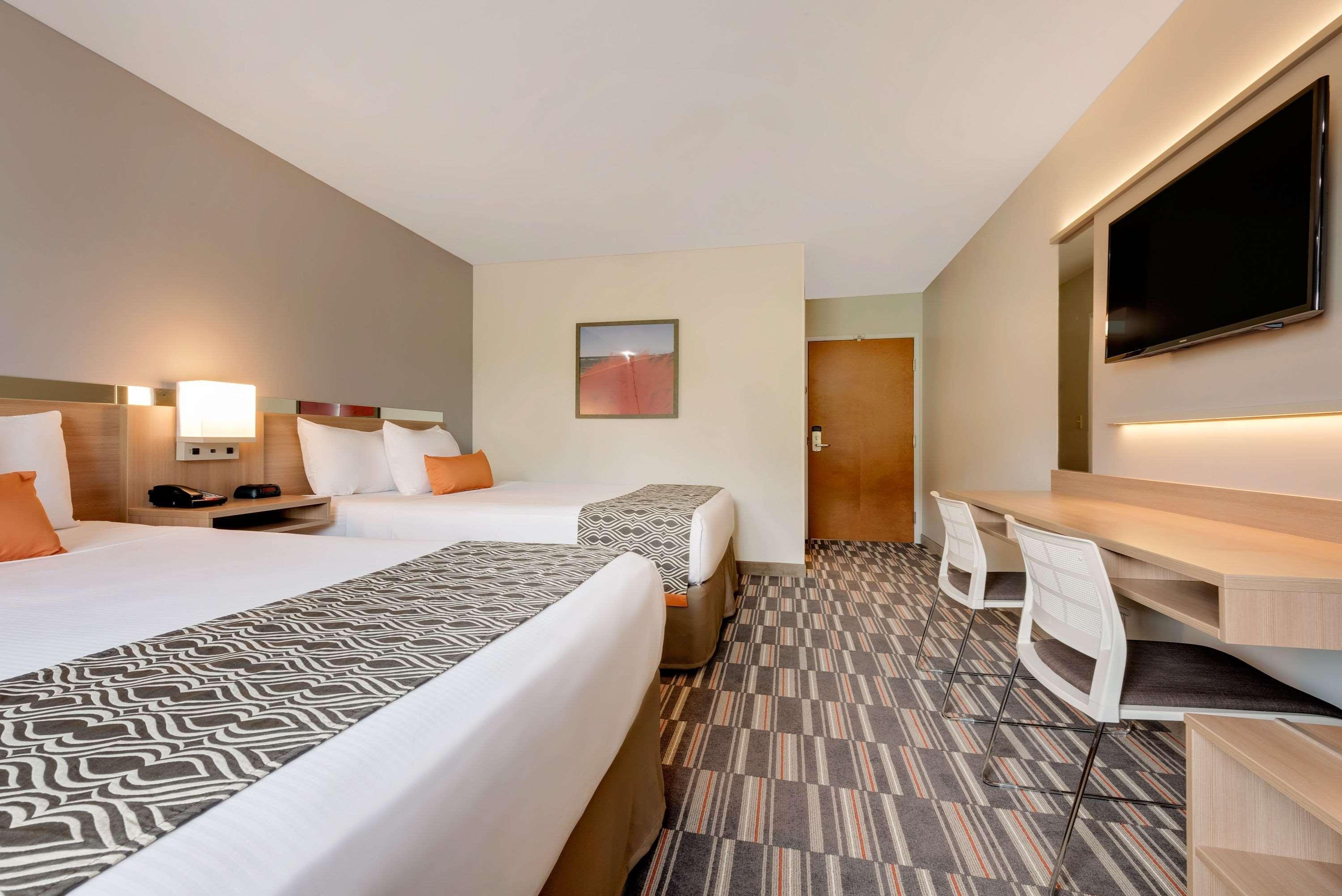 Microtel Inn & Suites By Wyndham Clarion Exterior photo