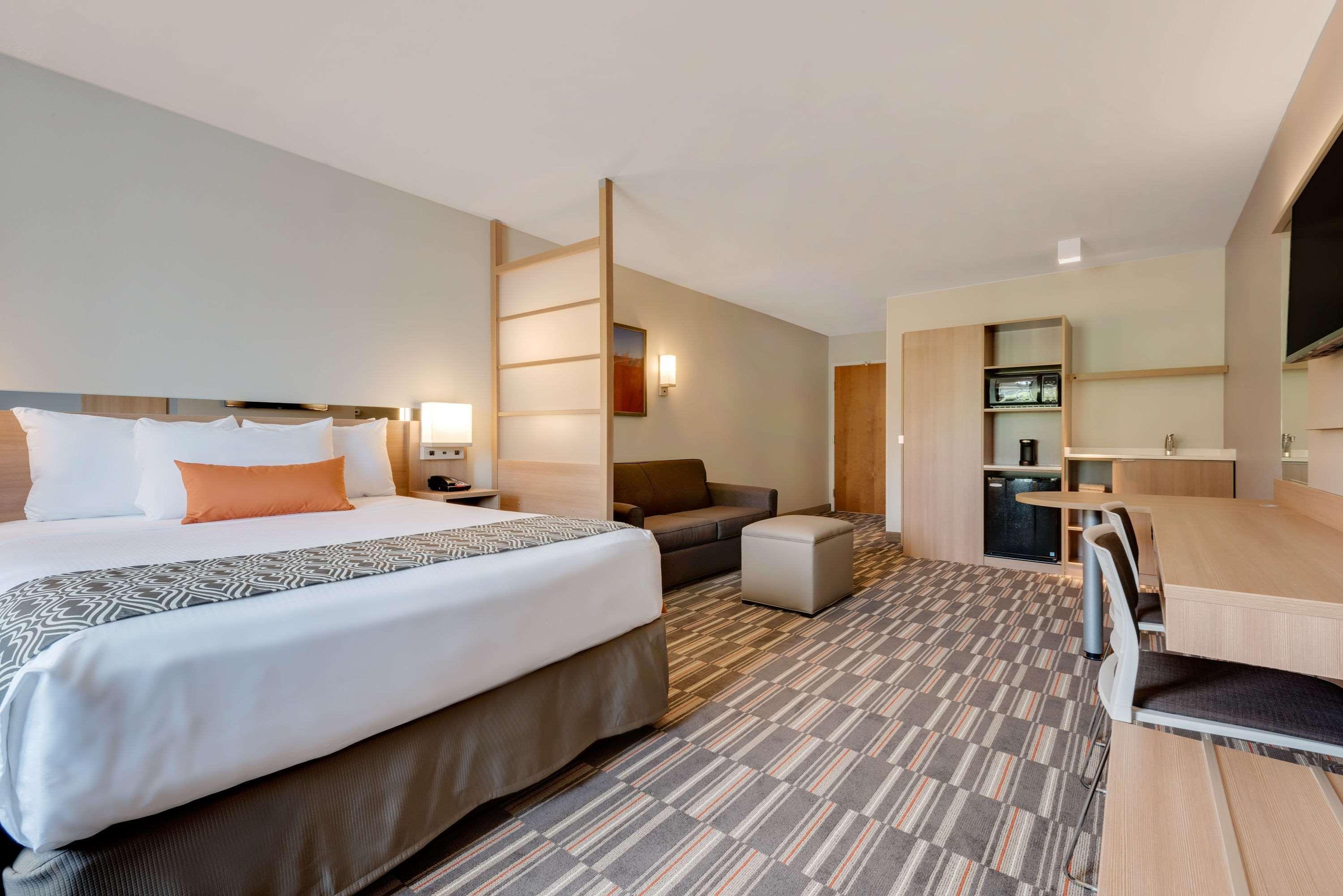 Microtel Inn & Suites By Wyndham Clarion Exterior photo