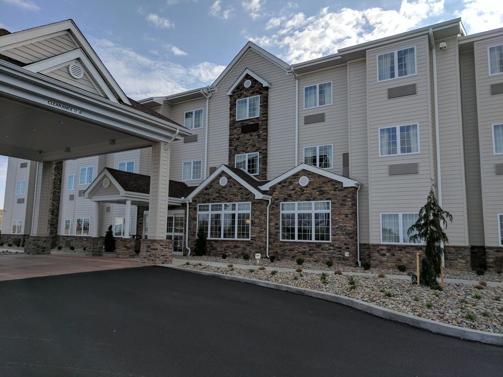 Microtel Inn & Suites By Wyndham Clarion Exterior photo