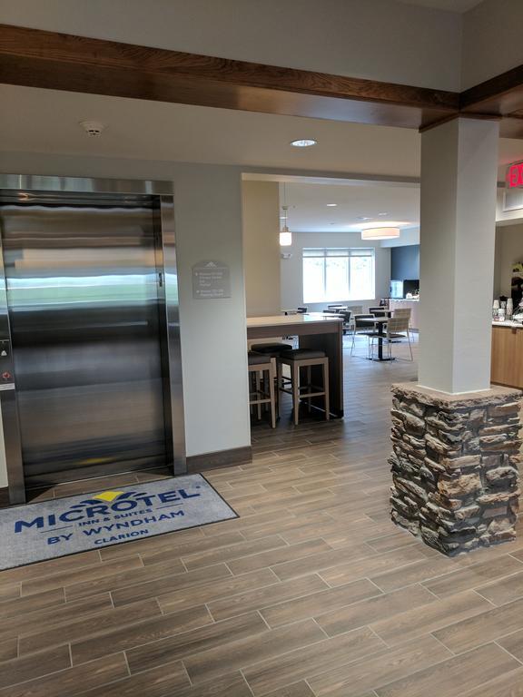 Microtel Inn & Suites By Wyndham Clarion Exterior photo