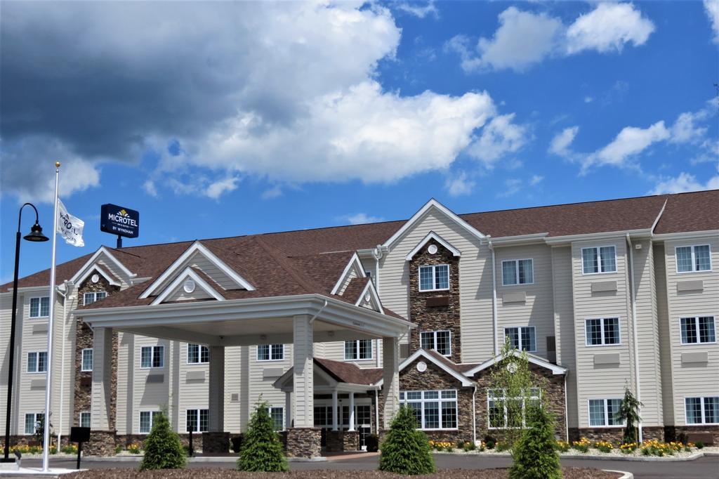Microtel Inn & Suites By Wyndham Clarion Exterior photo