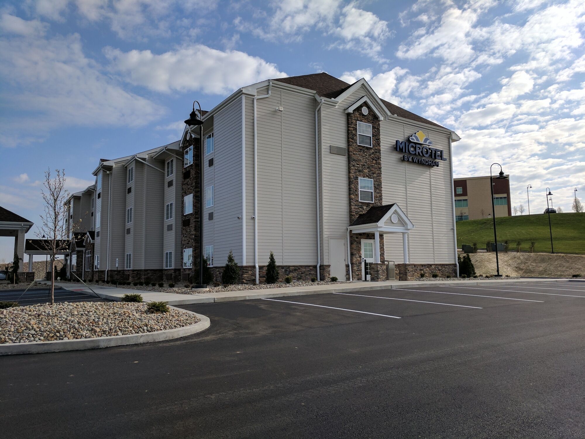 Microtel Inn & Suites By Wyndham Clarion Exterior photo
